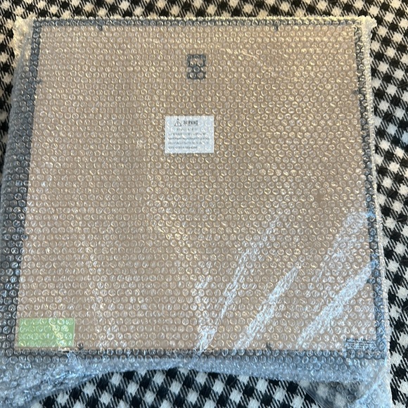 NWT BERKSHIRE VINTAGE BEER CAP COLLECTOR SHADOW BOX - Picture 4 of 5